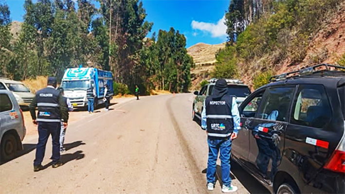 GORE CUSCO intensifica fiscalización con operativos inopinados en las rutas hacia Sicuani y Ollantaytambo