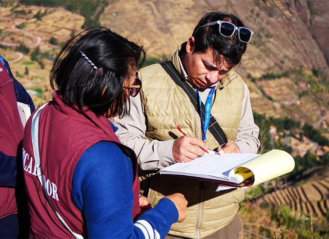 Fiscalizan a guías de turismo en Parque Arqueológico de Pisac