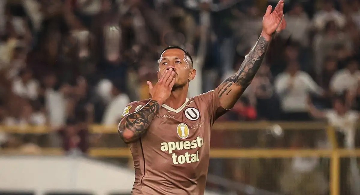 Con gol agónico de Gianluca Lapadula, Universitario logra un triunfo crucial en el monumental