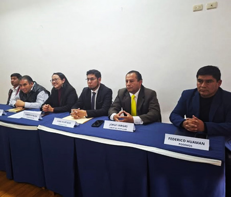 Seis candidatos a la Municipalidad del Cusco denuncian presunto uso de recursos públicos en campaña electoral